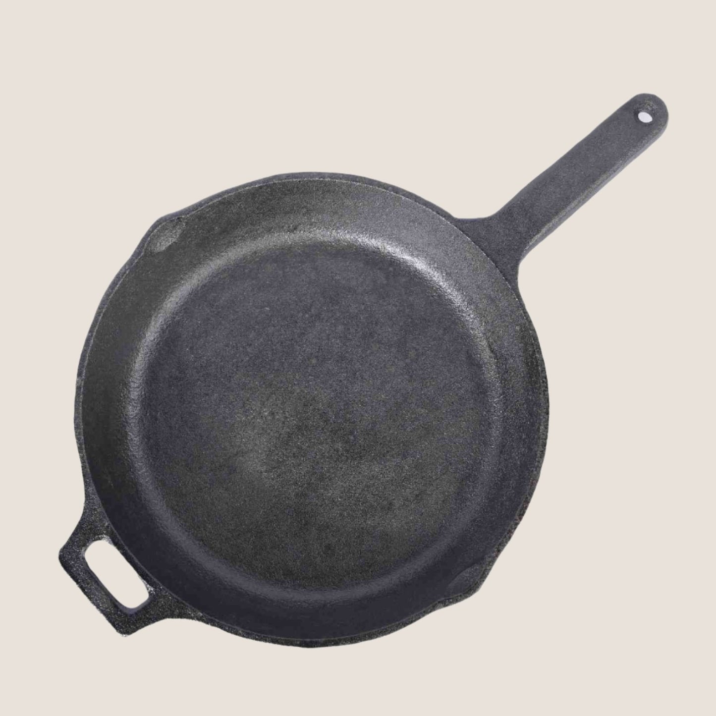 Cast Iron Pan with handle - 25cms